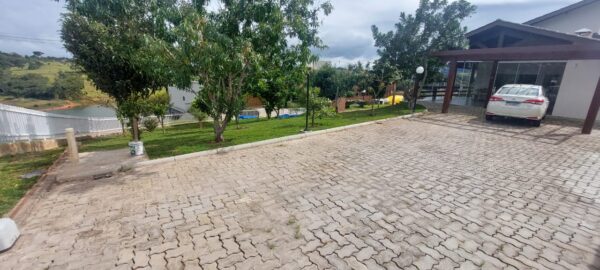 Casa Térrea dos Sonhos no Condomínio Santa Fé III - Image 6